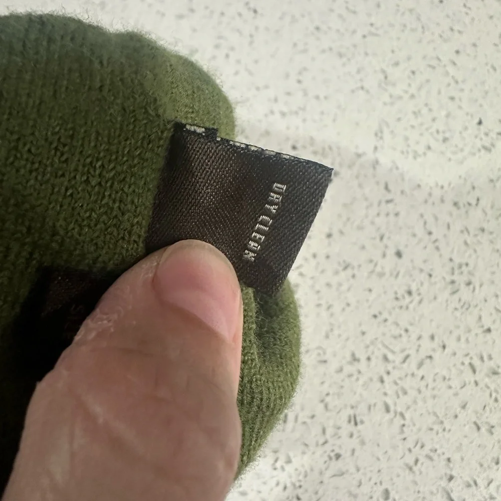 Coach 100% Merino Wool Cream and Green Beanie Y2K Vintage